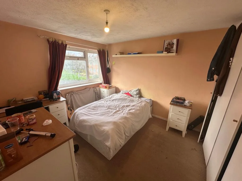 3 bedroom semi-detached house for rent