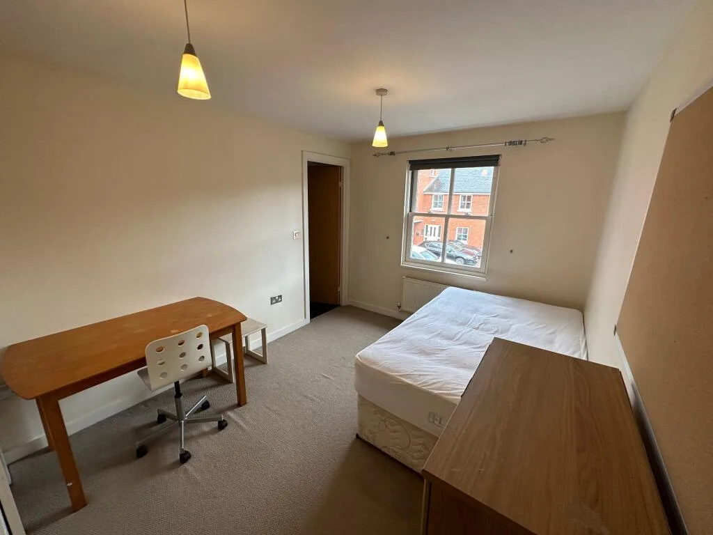 3 bedroom apartment for rent