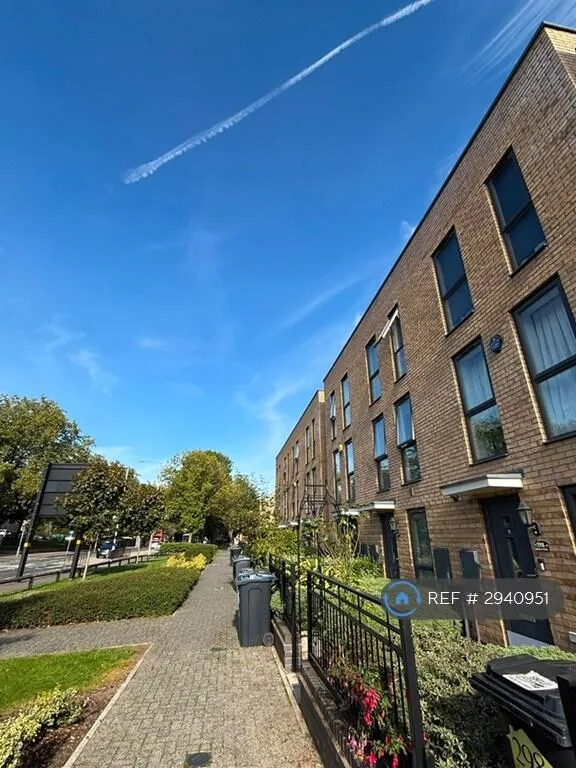 3 bedroom terraced house for rent