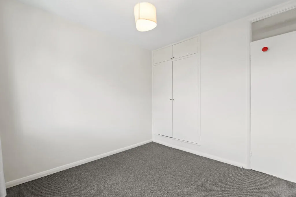 2 bedroom maisonette for rent