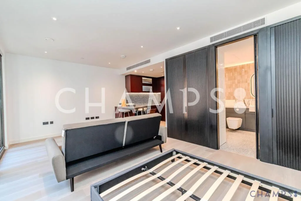 Studio flat for rent