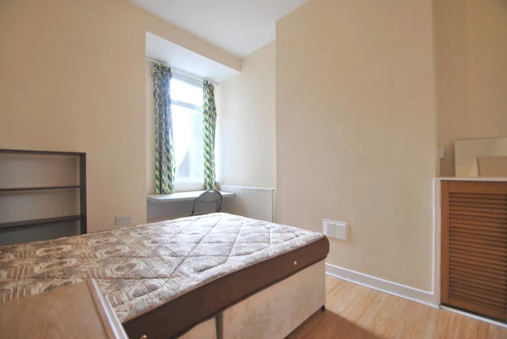 5 bedroom house for rent