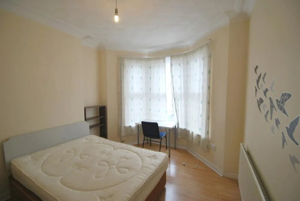 5 bedroom house for rent