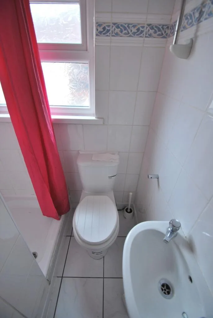 5 bedroom house for rent