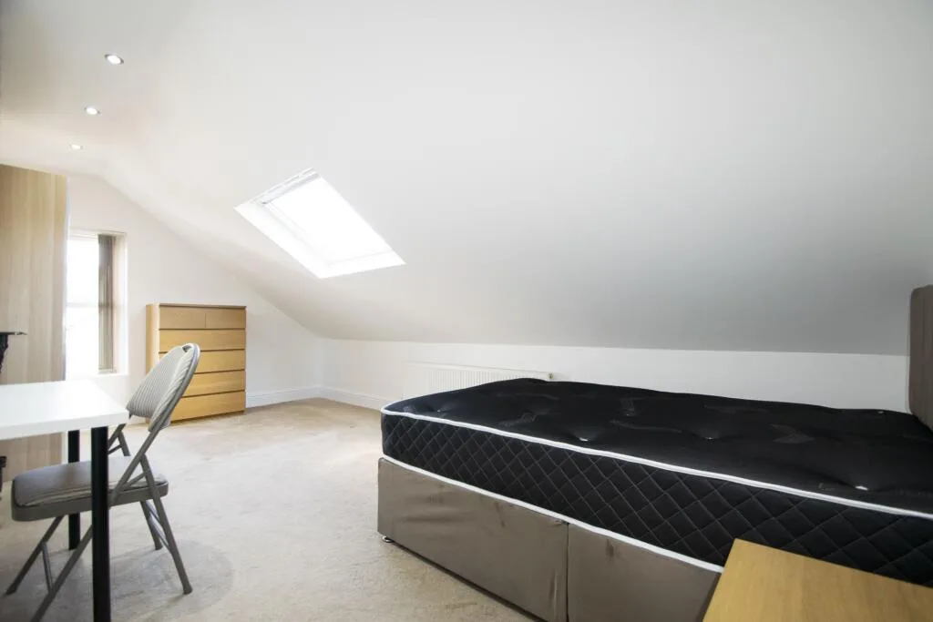 5 bedroom house for rent