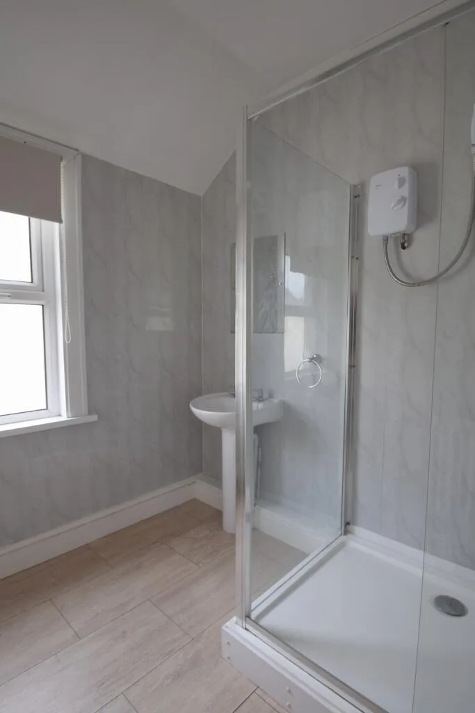 5 bedroom house for rent