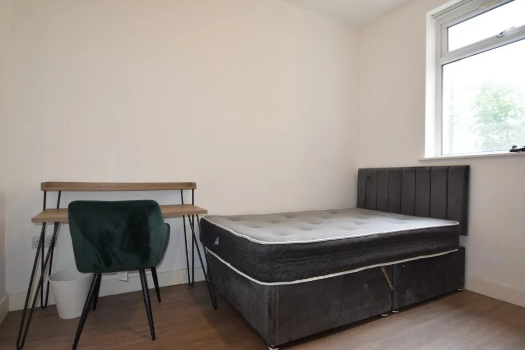 5 bedroom house for rent
