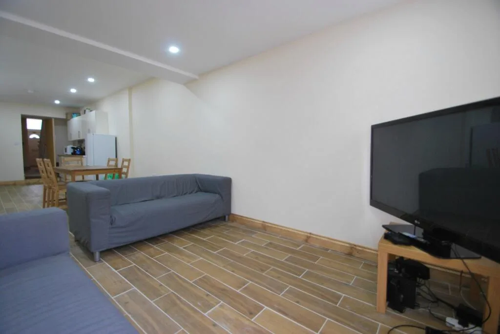 5 bedroom house for rent