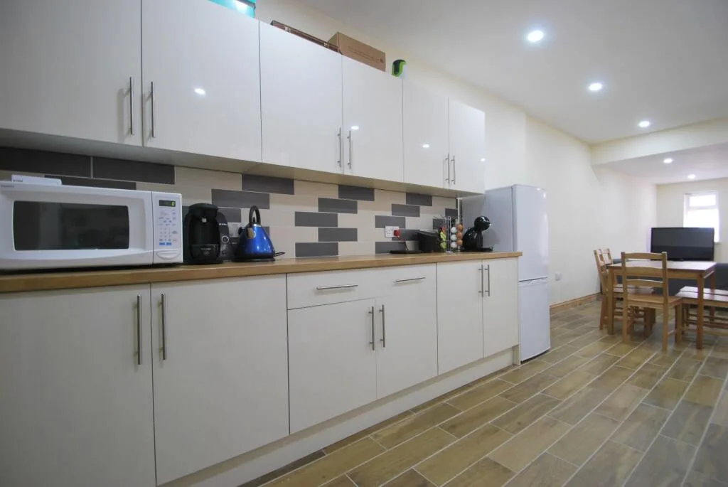 5 bedroom house for rent