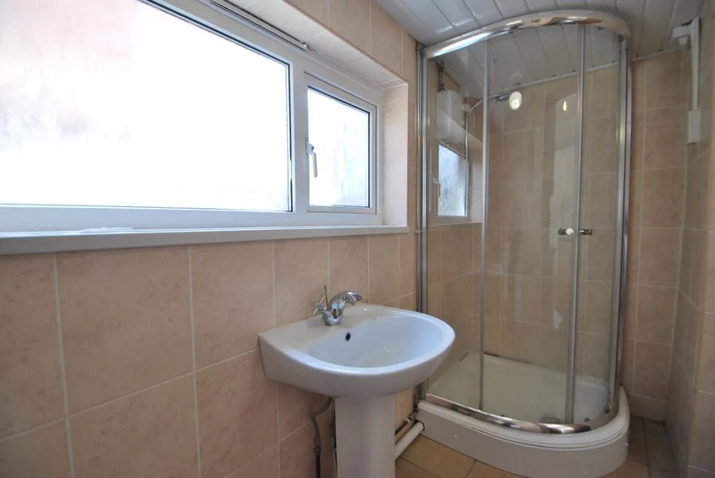 5 bedroom house for rent