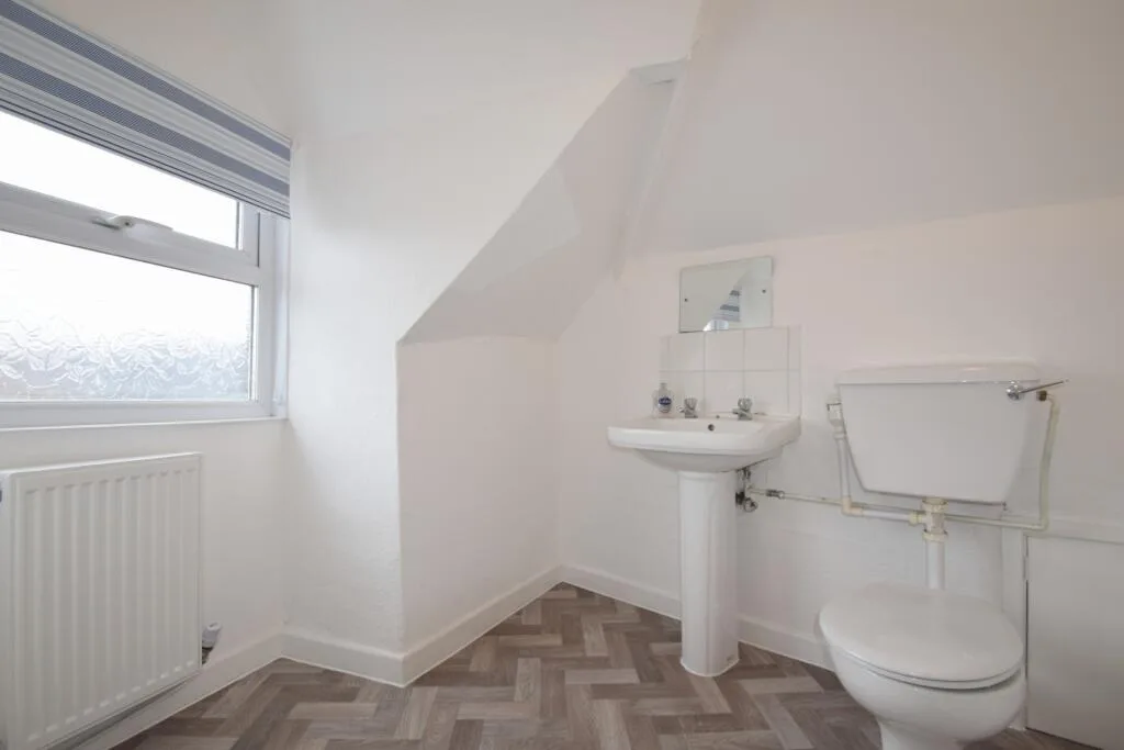 5 bedroom house for rent