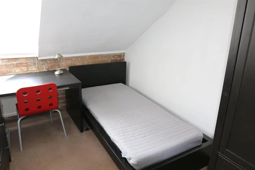 4 bedroom house for rent