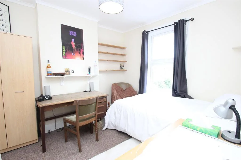 4 bedroom house for rent