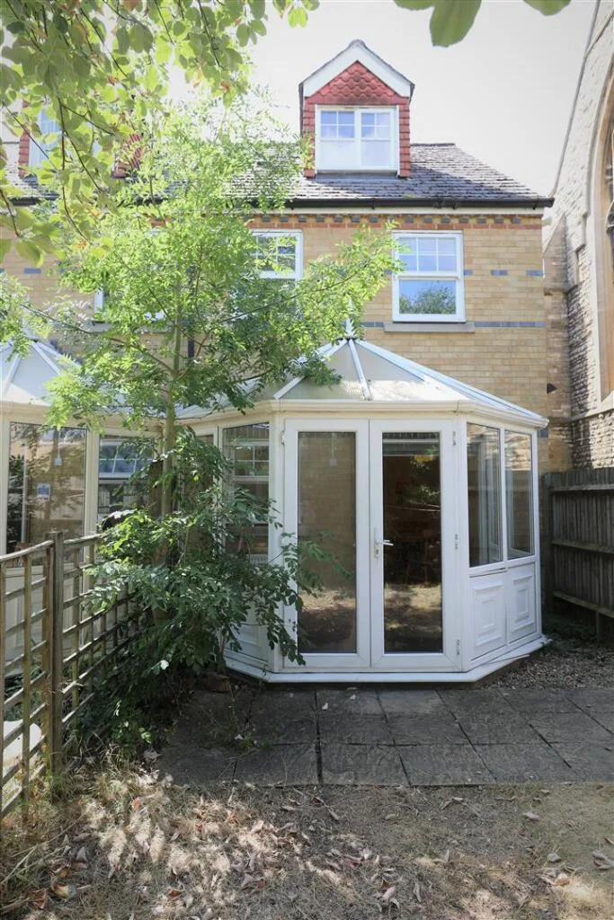 4 bedroom house for rent