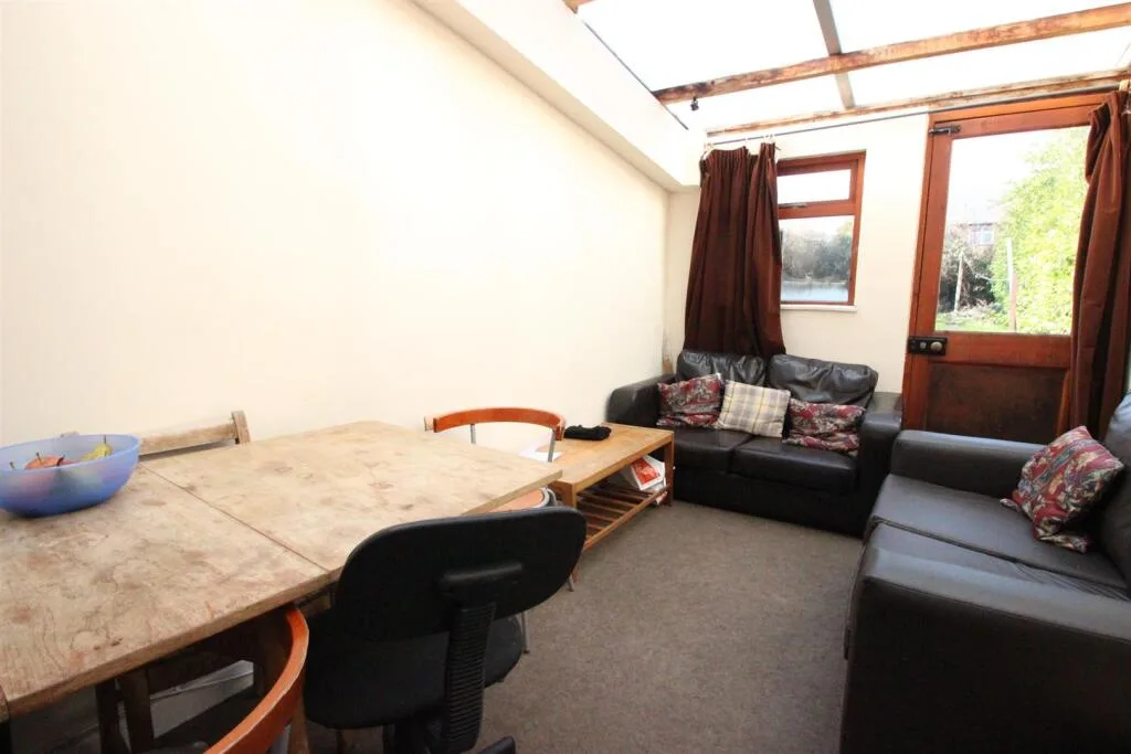 4 bedroom house for rent