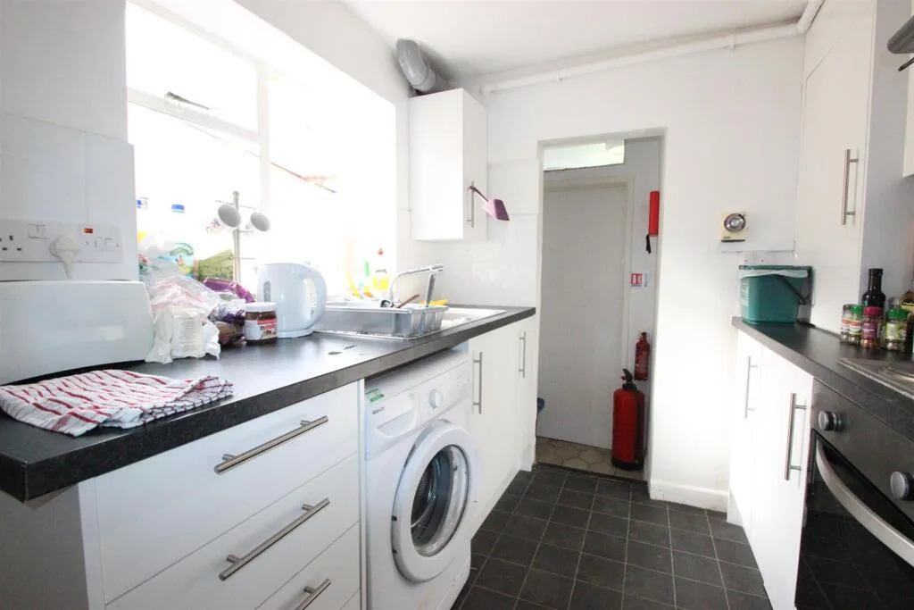 4 bedroom house for rent