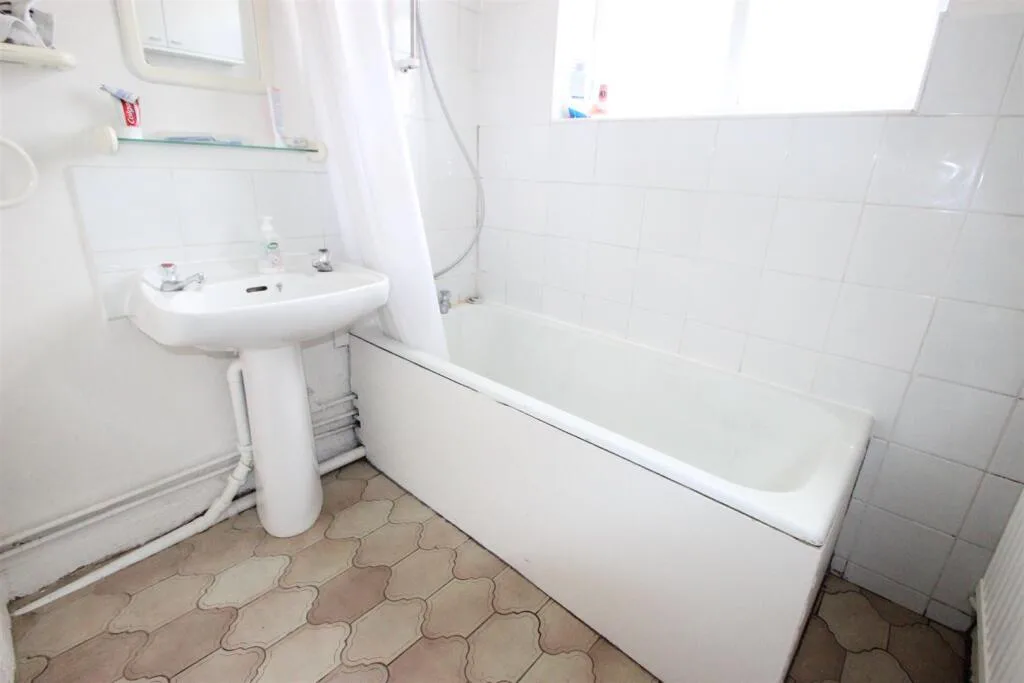 4 bedroom house for rent