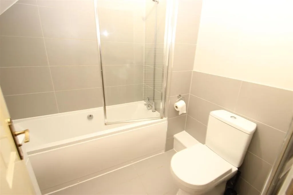 4 bedroom house for rent