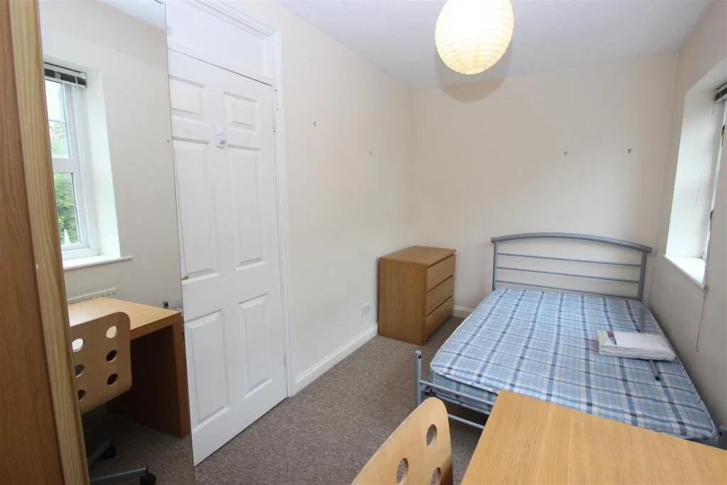 4 bedroom house for rent