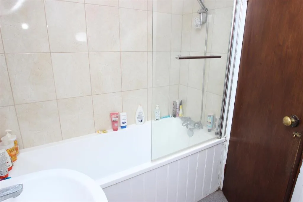 4 bedroom house for rent