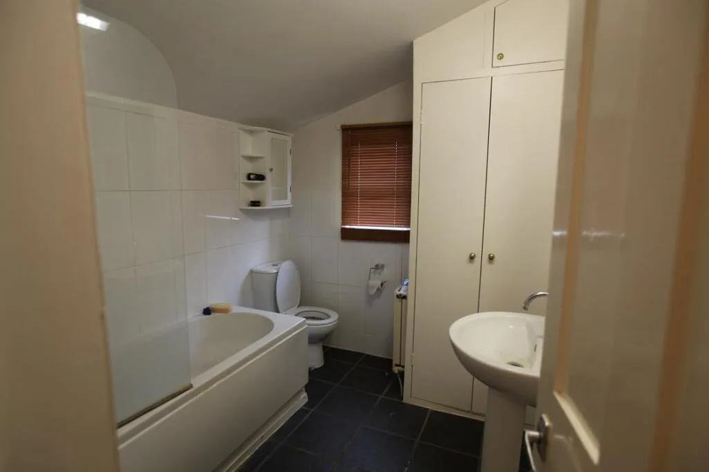 4 bedroom house for rent