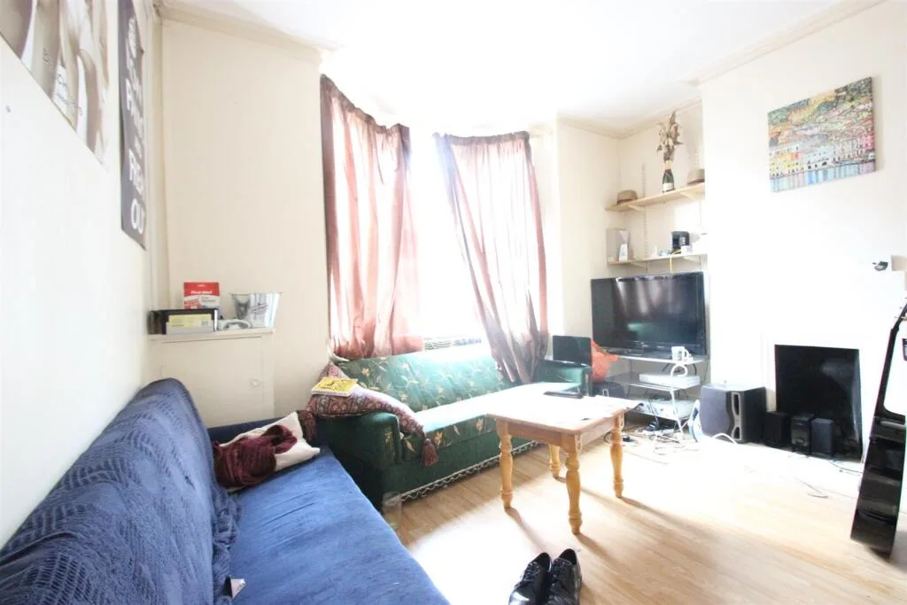 4 bedroom house for rent