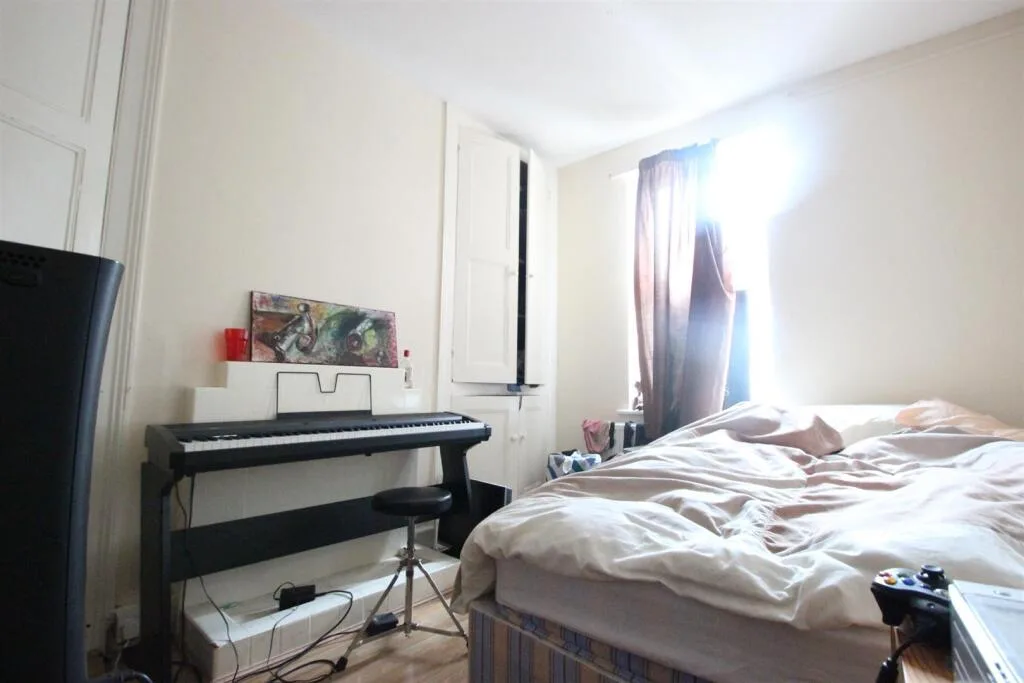 4 bedroom house for rent