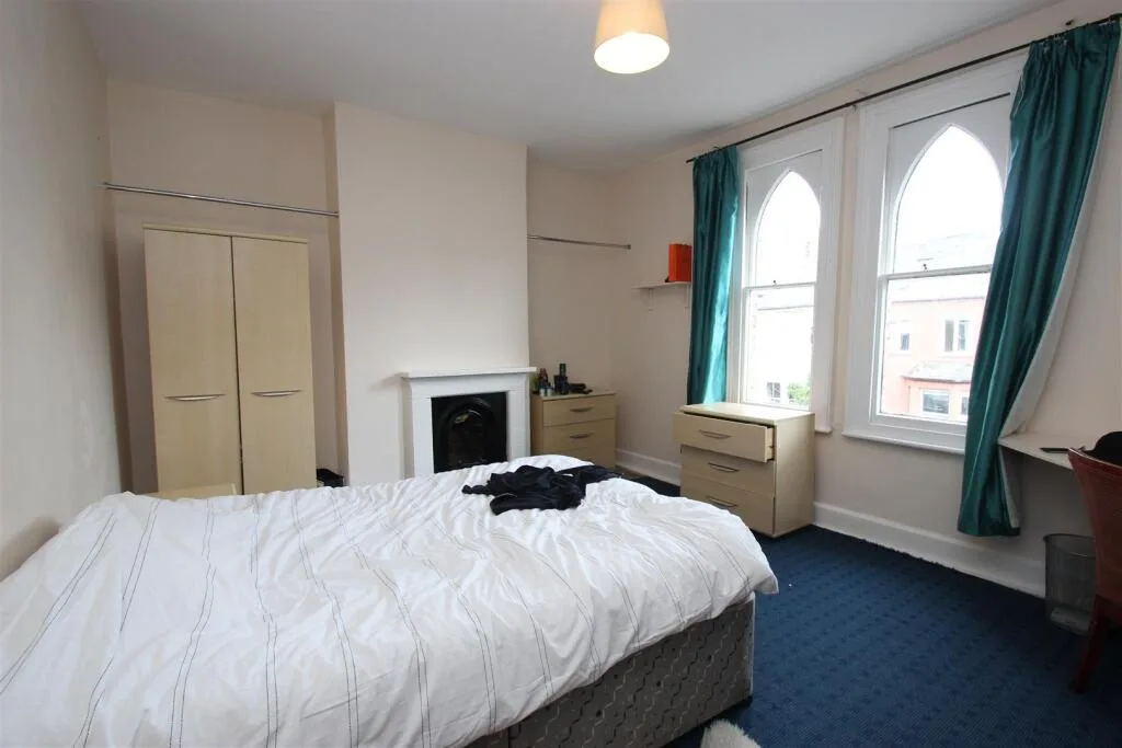 4 bedroom house for rent