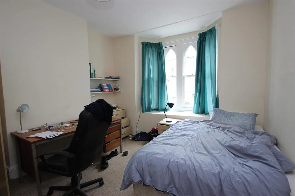 4 bedroom house for rent