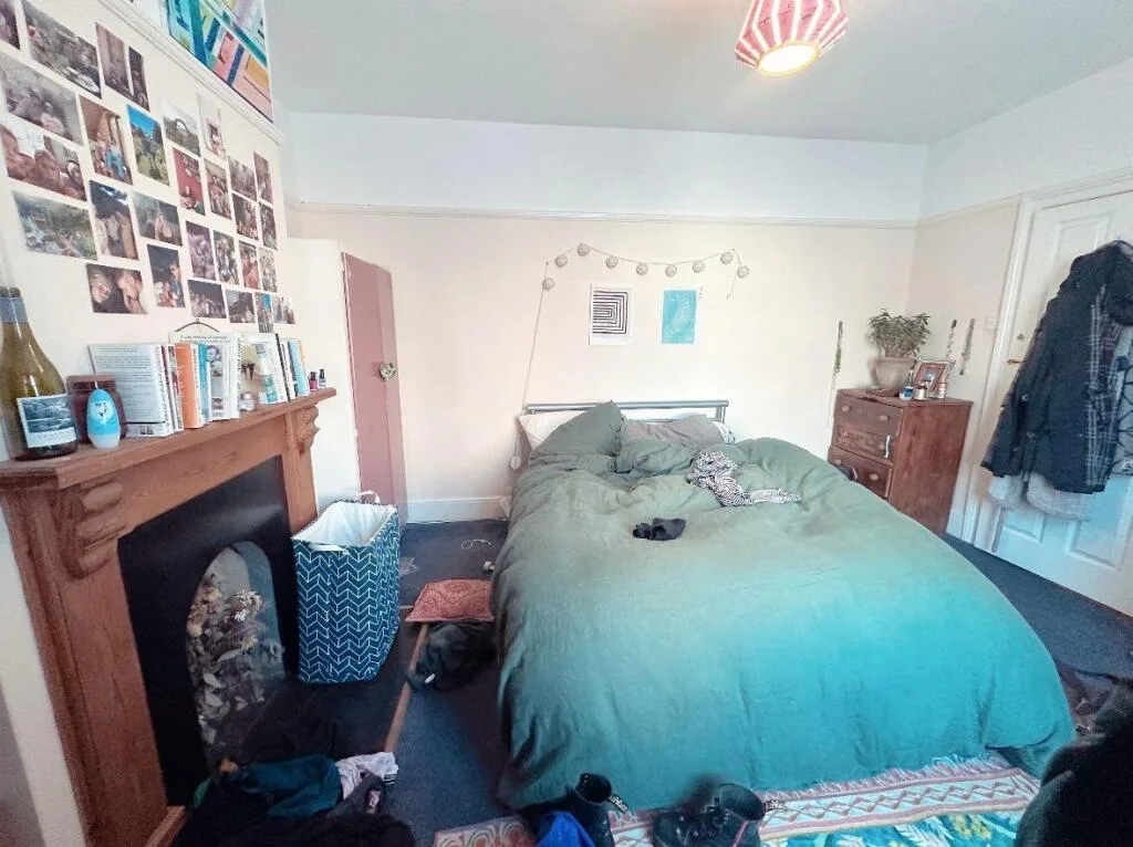 5 bedroom house for rent