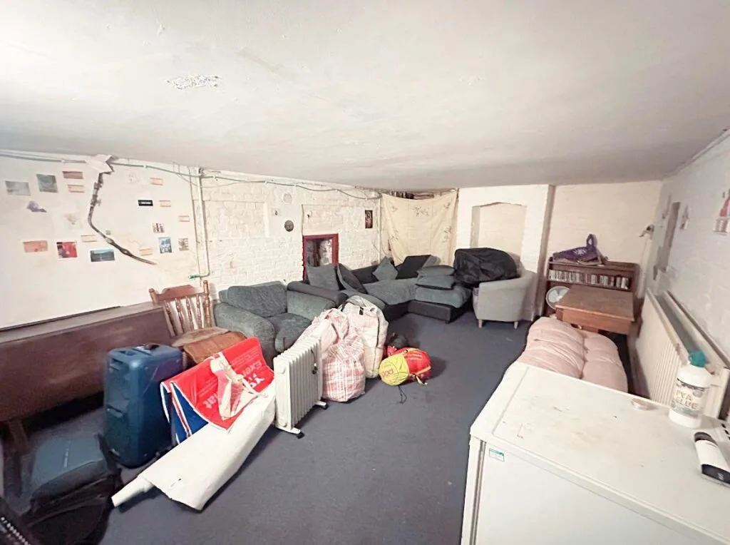 5 bedroom house for rent