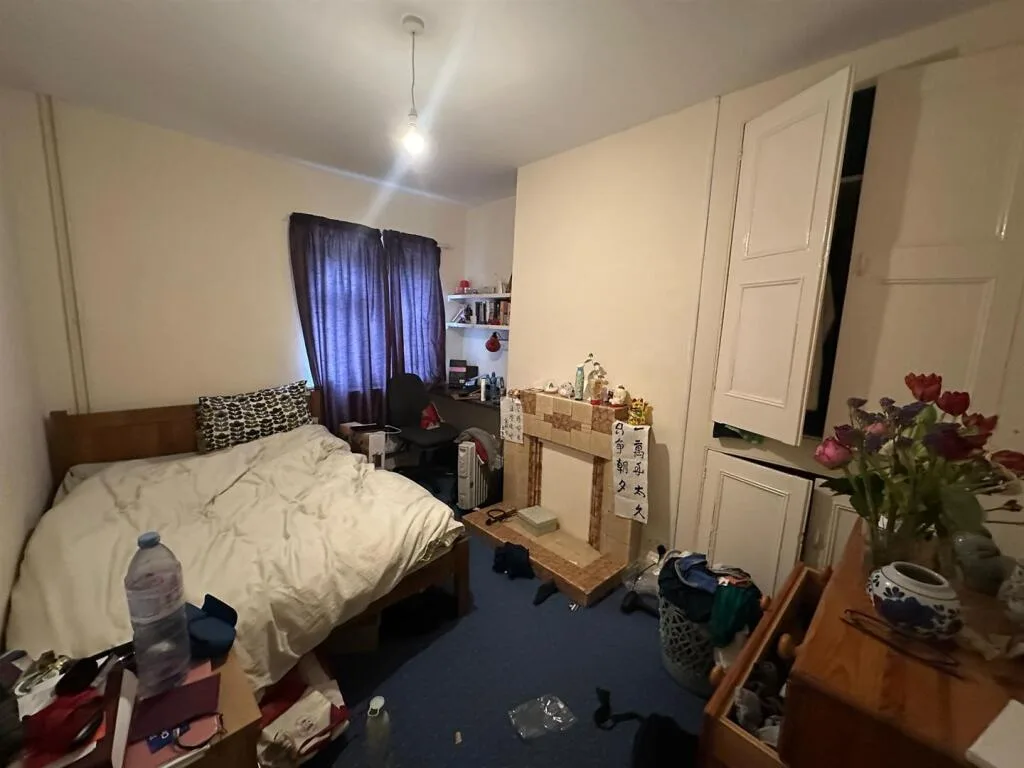 5 bedroom house for rent