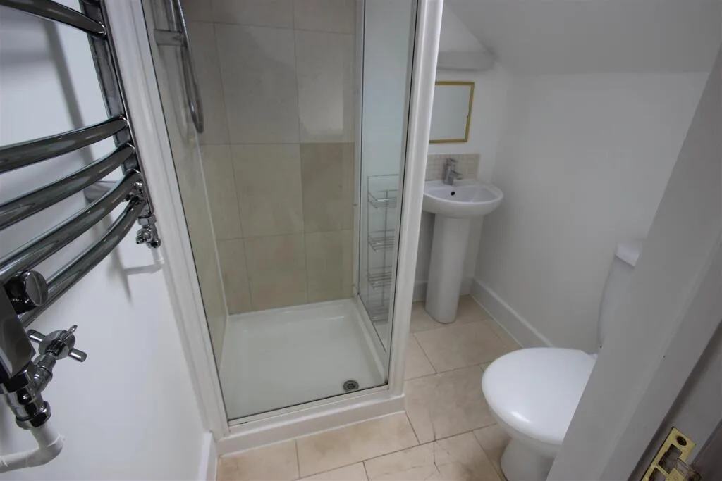 5 bedroom house for rent