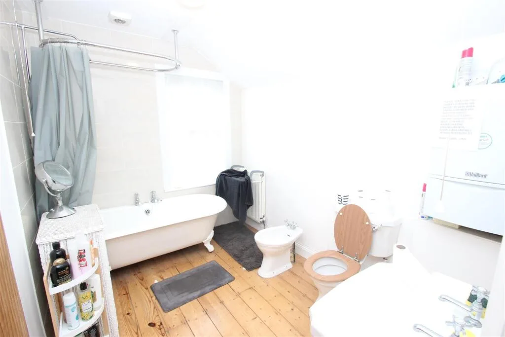 4 bedroom house for rent