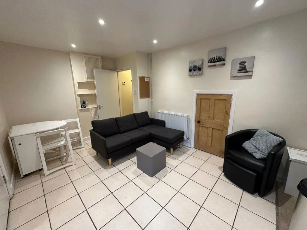 4 bedroom house for rent