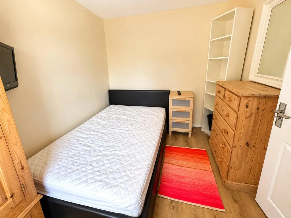 4 bedroom terraced house for rent