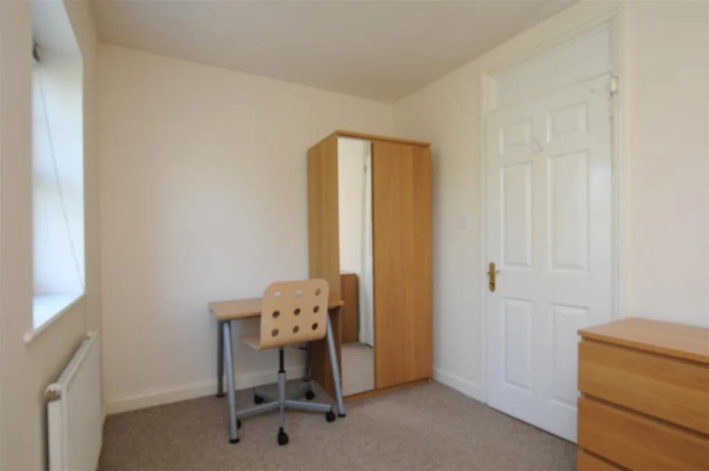 4 bedroom house for rent