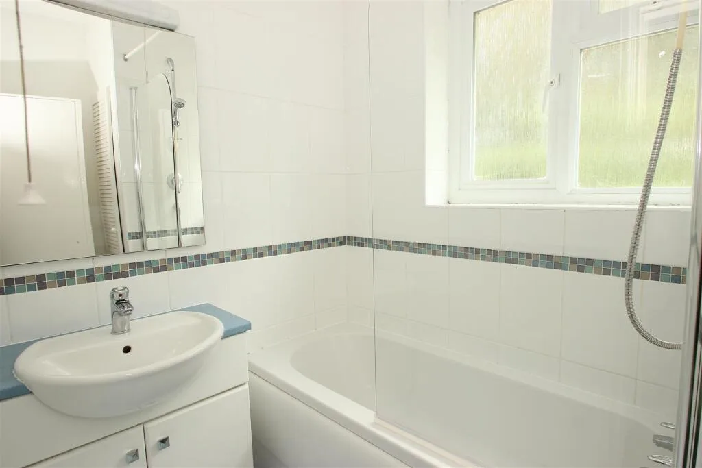 4 bedroom house for rent