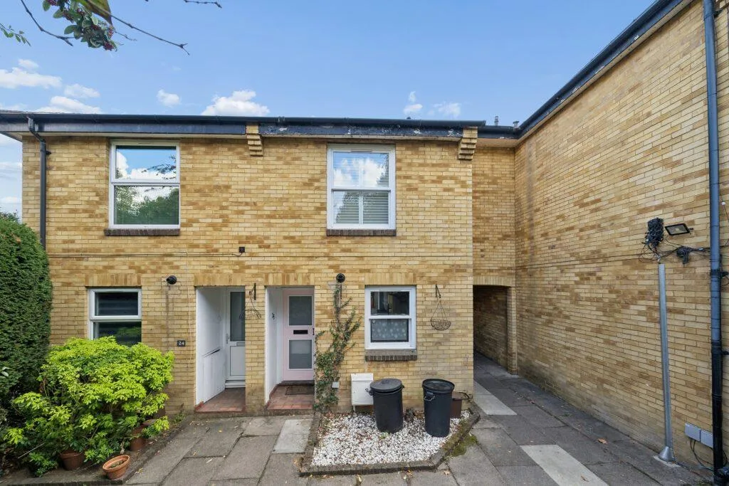 4 bedroom terraced house for rent