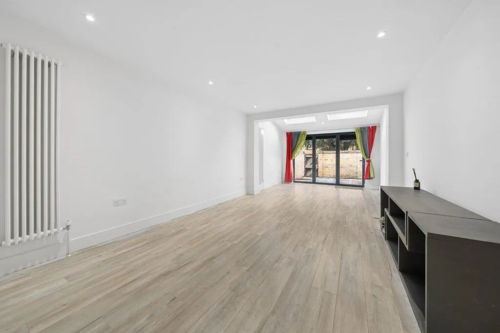 4 bedroom terraced house for rent