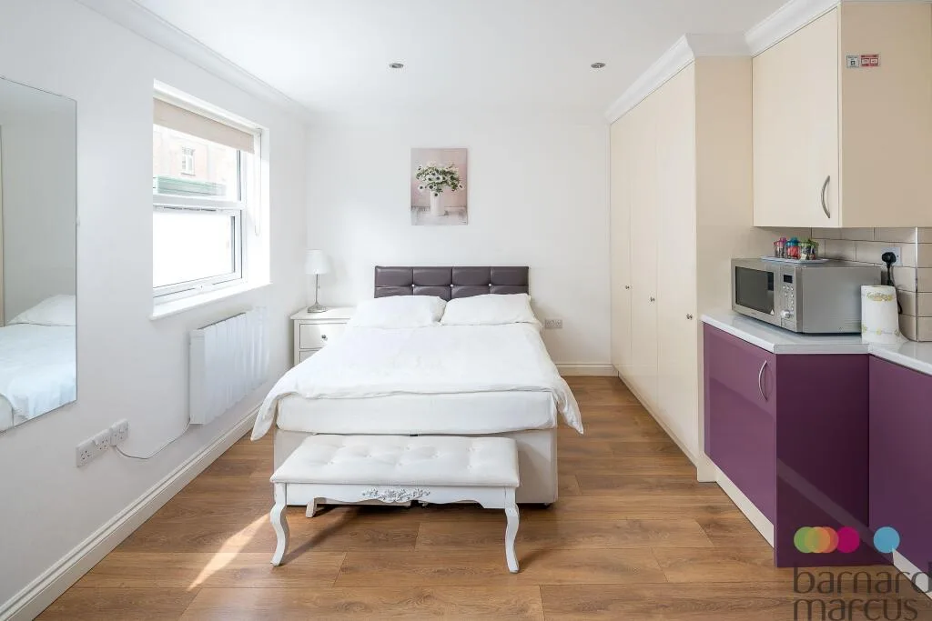 Studio apartment for rent