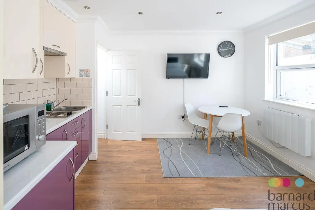 Studio apartment for rent