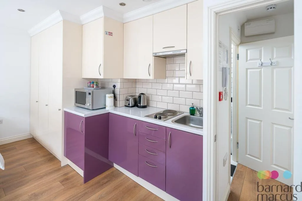 Studio apartment for rent