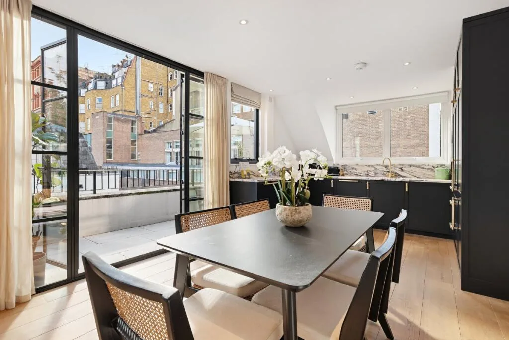 2 bedroom flat for rent