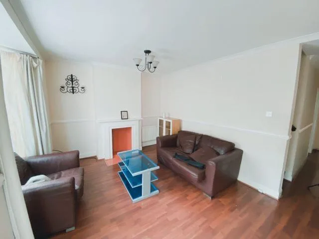 2 bedroom terraced house for rent