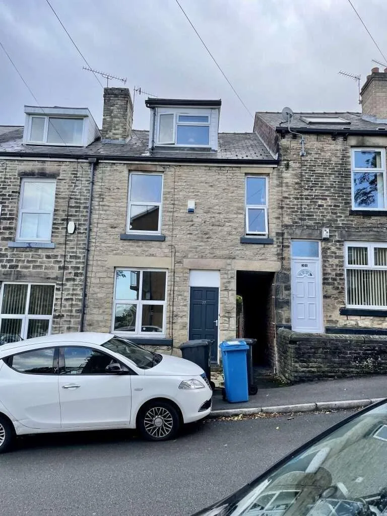 5 bedroom house for rent