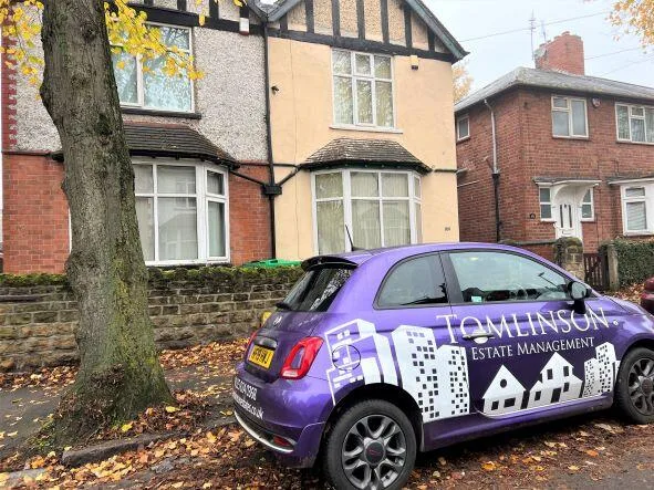 5 bedroom semi-detached house for rent