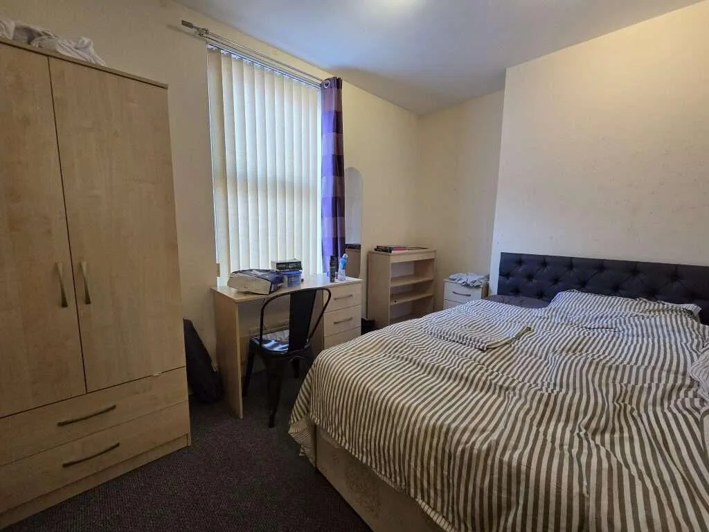 5 bedroom house for rent