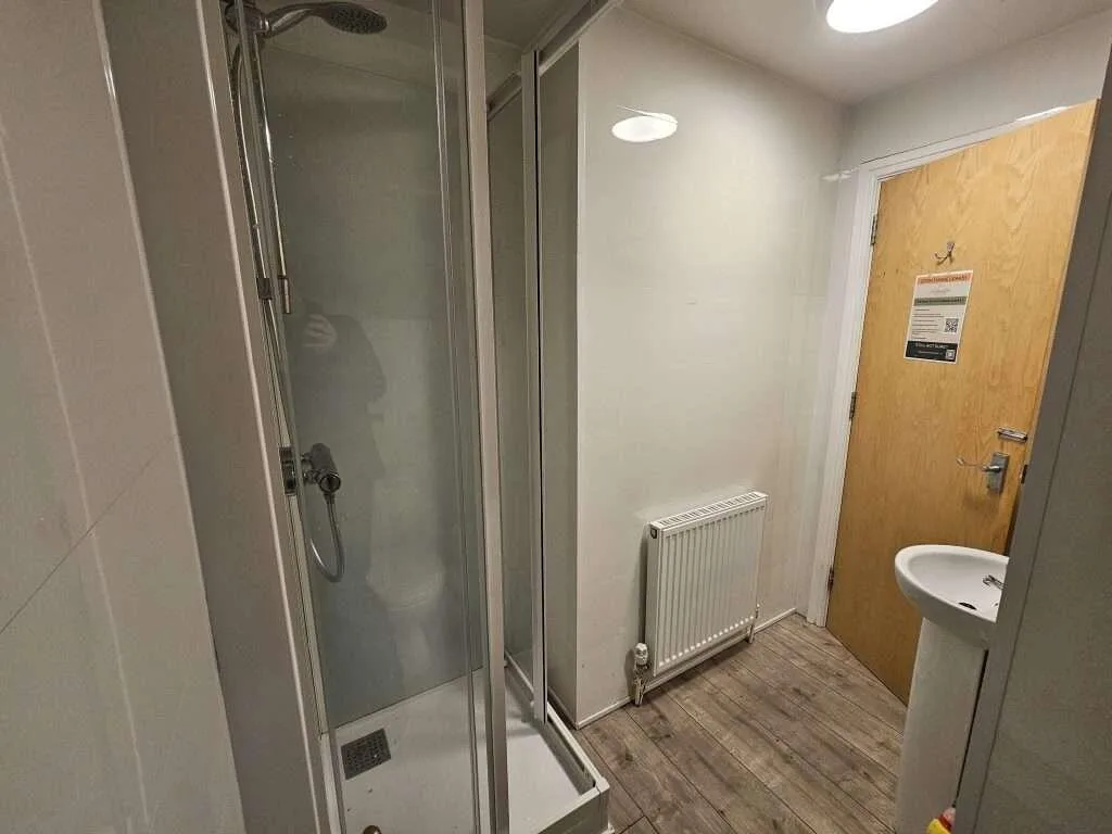 5 bedroom house for rent