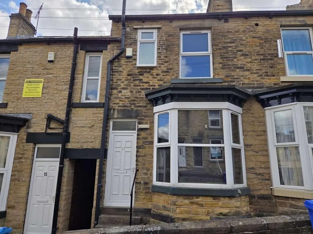 5 bedroom house for rent